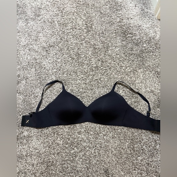 knix Other - Knix Midnight Black Seamless Bra